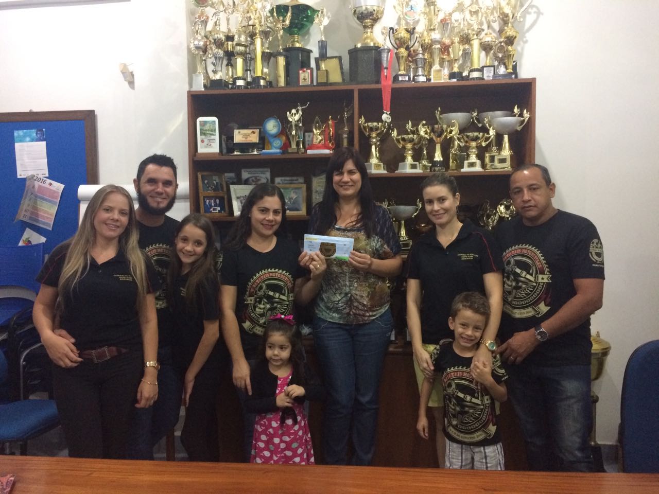 Doação Caypiras do Asfalto Moto Clube Batatais (Foto: Reprodução)